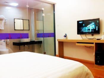 Hongli Business Hotel Zhanggang Zewnętrze zdjęcie